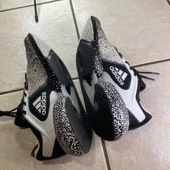 Adidas Mens Alphatorsion Running Shoes Black White FV6140 Lace Up Low Top 11 - Picture 4 of 11